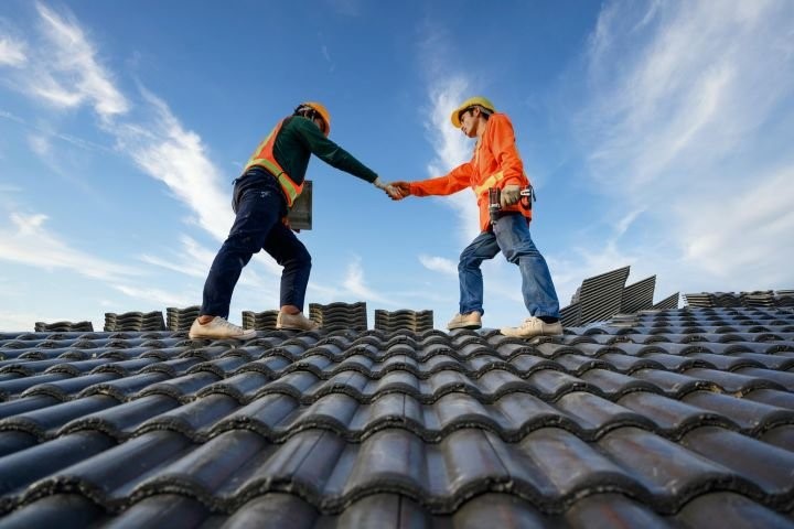 Discovering the Perfect Roof: Expert Insights from The Best Local Roofing Installation Contractor in La Jolla